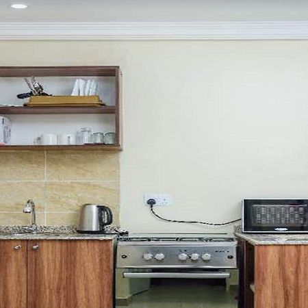215 West Apartment 阿布贾 外观 照片